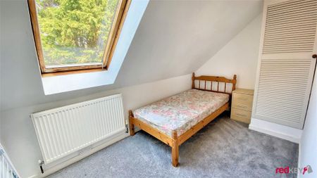 2 bedroom flat to rent - Photo 3