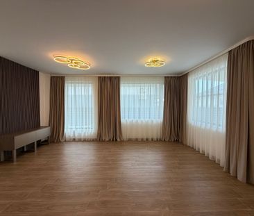 Casa 5 camere, 4 dormitoare, 3 bai, NOU, Terasa Rooftop, Școală Americ - Photo 2