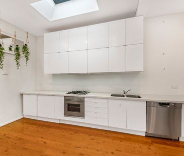 25 Sheehy Street, Glebe NSW 2037 - House For Rent | Domain - Photo 2