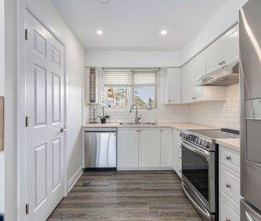 For Lease - 19 Sherry Lane Unit# A, South of Baseline to Knoxdale, ... - Photo 4