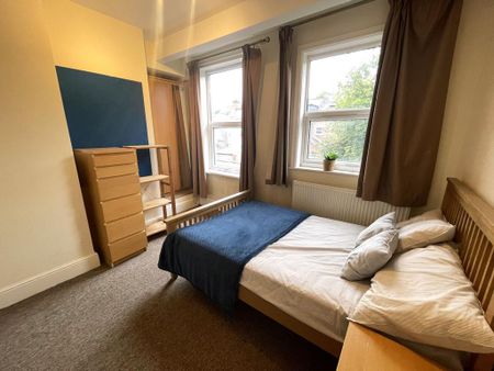 5 bedroom house share to rent - Photo 3