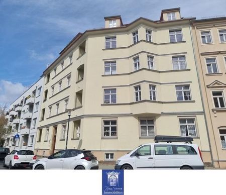 GemÃ¼tliche Wohnung mit Loggia und groÃzÃ¼gigem Wohnzimmer! - Foto 2