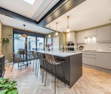 2 bedroom end of terrace house to rent - Photo 3