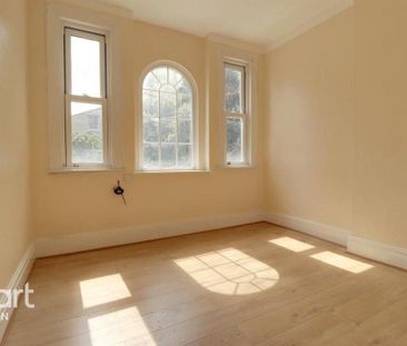 2 bedroom maisonette to rent - Photo 2