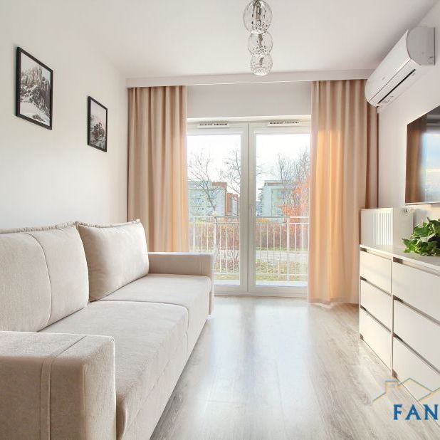 2 pokoje z garderobą 43 m2 | GARAŻ + KOMÓRKA | os. ARCHITEKTÓW - Photo 1