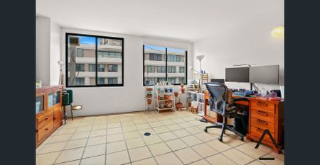Stunning 3 Bedroom Apartment located in Neutral Bay - Photo 2