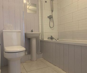 1 bedroom ground floor flat to rent - Photo 6