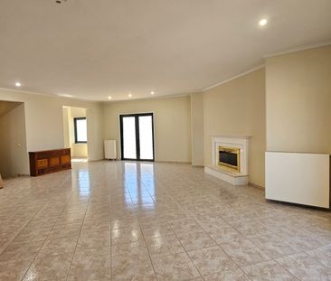 ΘΕΡΙΣΣΟΣ, ΣΕ ΜΟΝΑΔΙΚΗ ΘΕΣΗ ΜΠΡΟΣΤΑ ΣΕ ΠΛΑΤΕΙΑ ΜΕ ΑΝΕΜΠΟΔΙΣΤΗ ΘΕΑ, Ε... - Photo 4