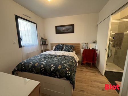 Location Maison 6 pièces 111m² SERVON SUR VILAINE 35530 - Photo 3