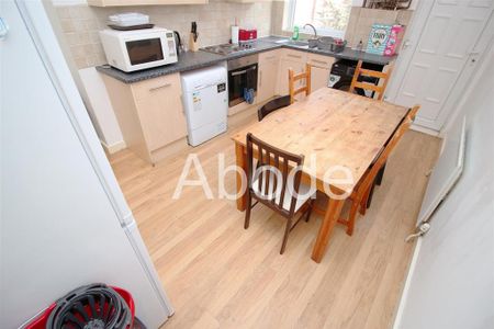 6 bedroom house to rent - Photo 4