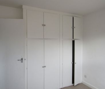 3 bed Terraced - To Let - Photo 1