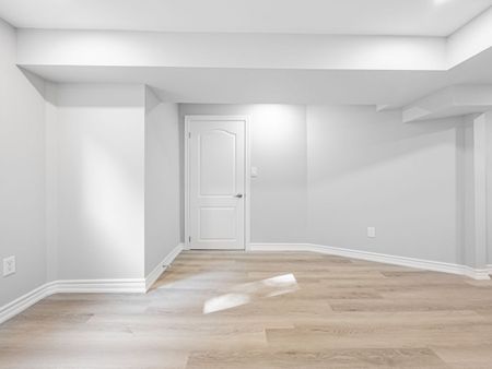 For Lease - 59 Bonnydon Crescent, Toronto, Ontario - Photo 5