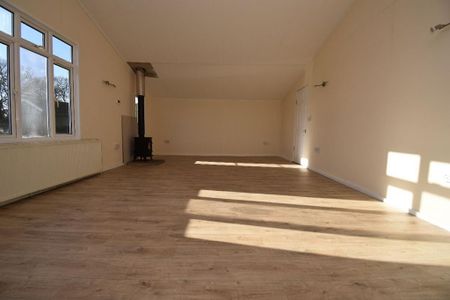 2 bedroom barn conversion to rent - Photo 5
