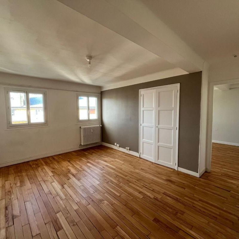 Location Appartement 2 pièces 55m² LISIEUX 14100 - Photo 1