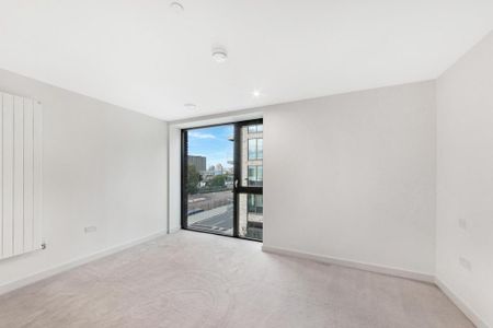 3 bedroom apartment to rent - Photo 2