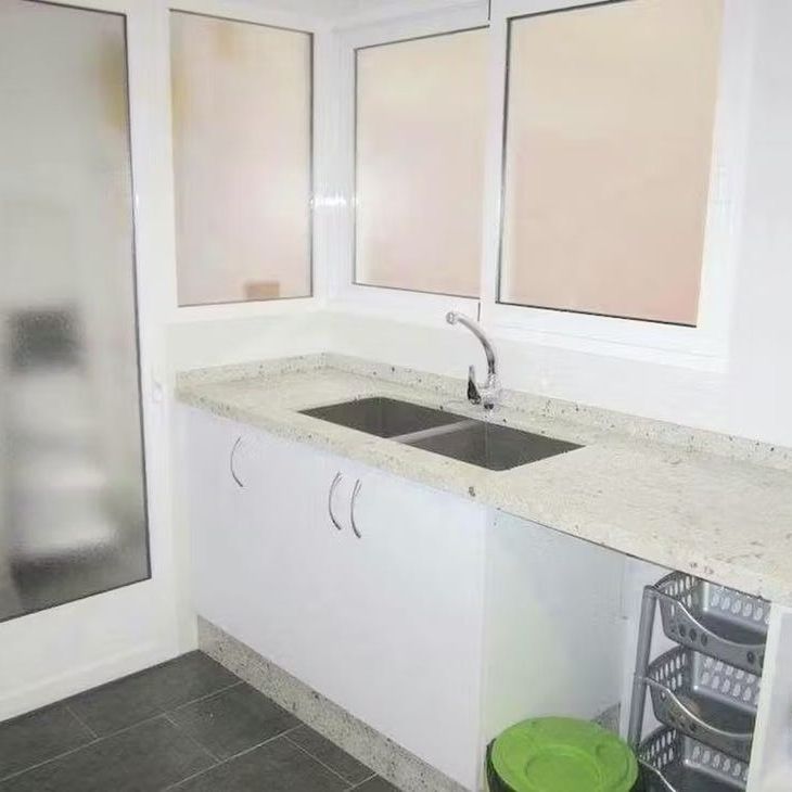 Carrer Pianista Empar Iturbi, Valencia, Valencian Community 46007 - Photo 1