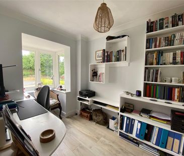 5 bedroom detached house to rent - Photo 3