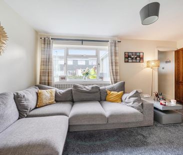 3 bedroom terraced house to rent - Photo 2