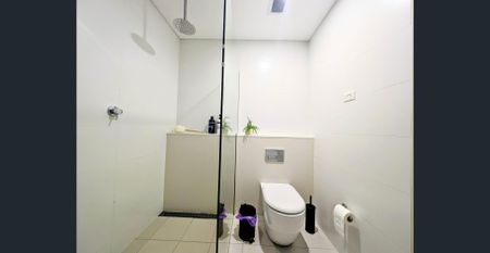 Magnificent FULLY FURNISHED two bedroom apartment with stunning harbour view(Flexible lease term from 6 month) - Photo 5