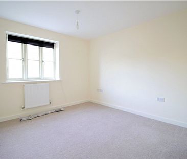 Fry Close, - Photo 5