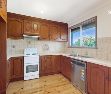 15 Warrandee Drive, Modbury North SA 5092 - House For Rent | Domain - Photo 3