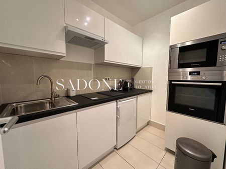 Location Appartement 2 pièces 42,97 m² à Neuilly-sur-Seine - Photo 4