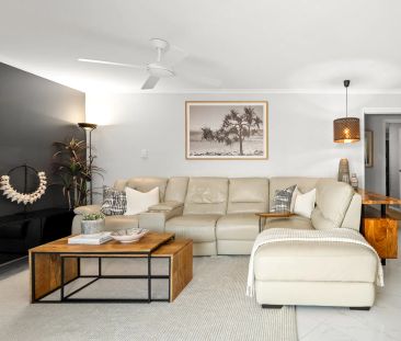 Luxury Waterfront Living in Sought-After Newport CONTACT JULIE SYKE... - Photo 5