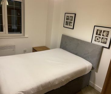 2 Bedroom Apartment To Let - Photo 5