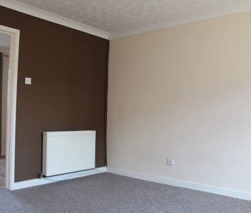 Sawyers Close, Newark, Nottinghamshire, NG24 - Photo 1