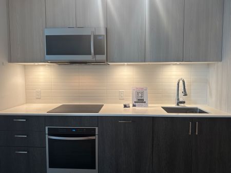 For Lease - 1926 Lake Shore Boulevard Unit# 2211, Toronto, Ontario - Photo 5