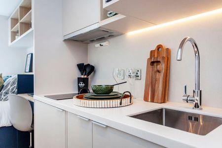 Studio to rent - Photo 2