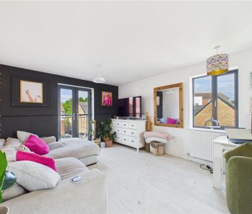 2 bedroom Apartment to rent - Photo 3