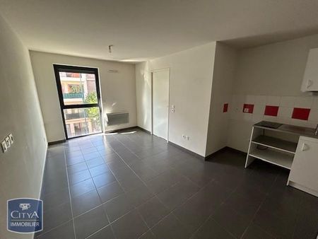 Location Appartement 2 pièces 32m² CLERMONT FERRAND 63000 - Photo 2
