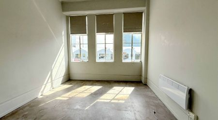 City Centre, 4 bedrooms - Photo 2