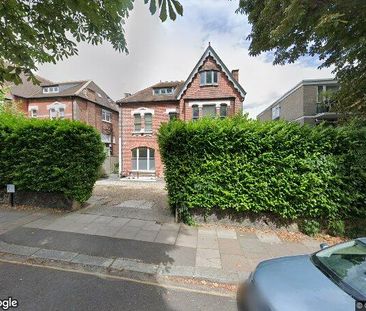 4 Bed Flat, Avenue Road, N6 - Photo 4