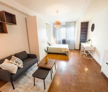 Calle Fortaleza, Sevilla, Andalusia 41010 - Photo 6