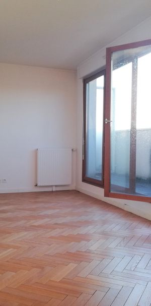 Grand studio avec balcon Cergy (95000) - Photo 1