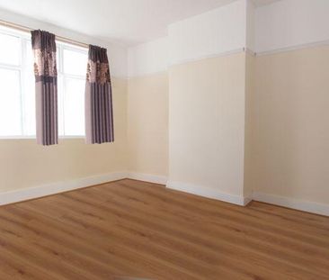 4 bedroom house to rent - Photo 1