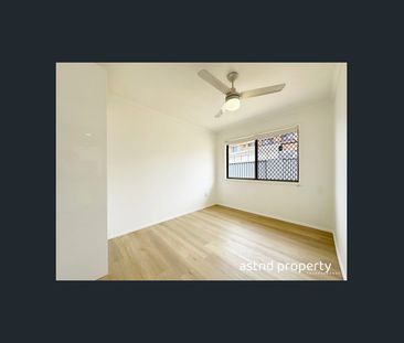 Newly Renovated, North-Facing Elevated Family Home - Photo 5