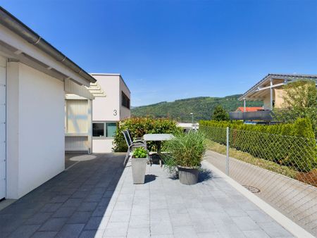 2.5-Zimmer Wohnung in ruhigem Wohnquartier mit privater Terrasse - Photo 3