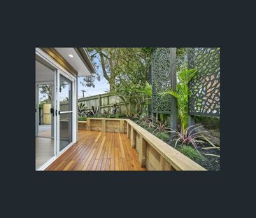 60a Bellevue Parade, North Curl Curl, NSW 2099 - Photo 2