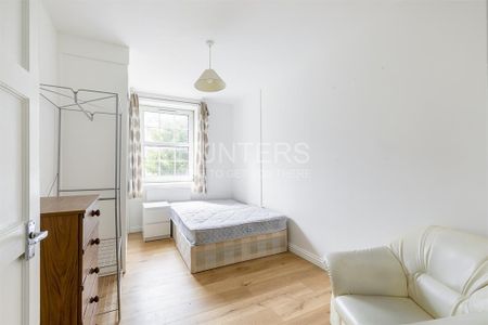 3 bedroom flat to rent - Photo 3