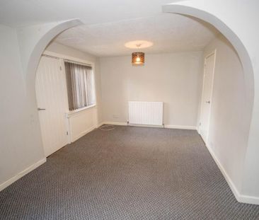 3 bedroom terraced house to rent - Photo 4