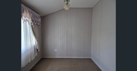 CLASSIC CHARM WITH MODERN COMFORT - Photo 4