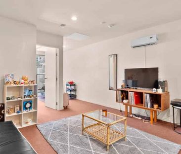 Tidy One-bedroom In the City - Photo 2