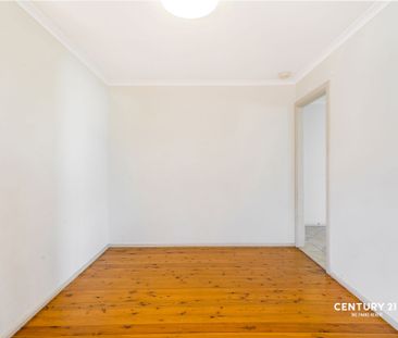 Immaculate Family Home - Photo 5