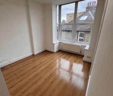 3 Bed Flat, Brixton Hill, SW2 - Photo 1
