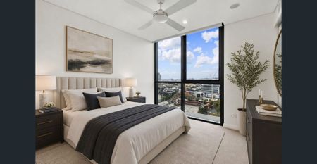 Stylish Inner-City Living with Resort-Style Facilities in Utopia Residences / First Week of Rent is Free! - Photo 2