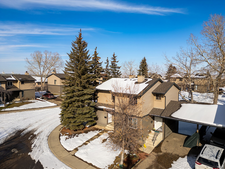 Beddington Heights Village - Photo 5