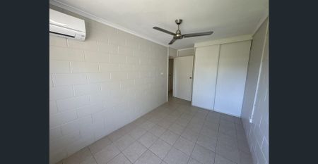 Modern 2-Bedroom Unit with Private Yard - Photo 5